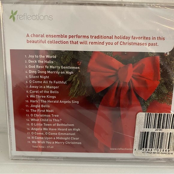 Christmas music CD sets of 2 - Picture 3 of 4
